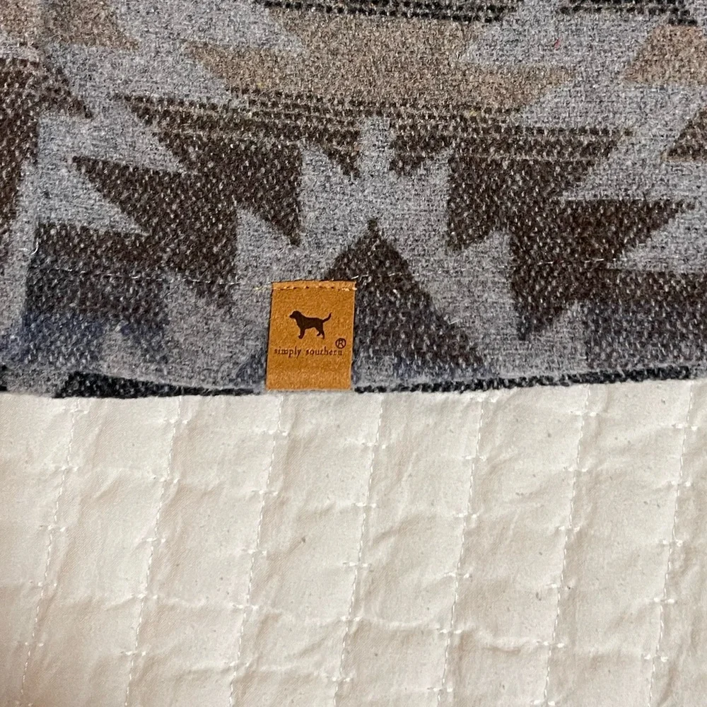Simply Southern | Gray & Brown Aztec Patterned Jacket - Picture 4 of 14